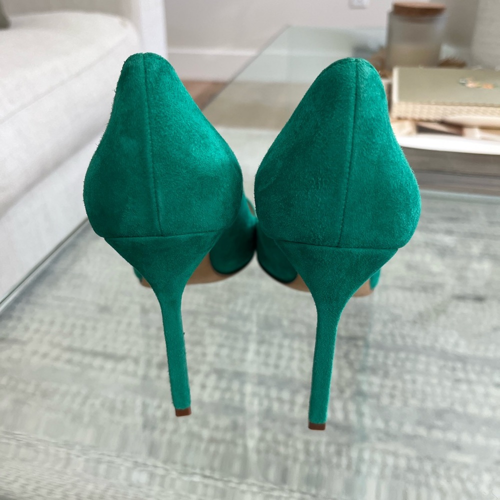 Manolo Blahnik BB Suede Green Pumps - Picture 3 of 6